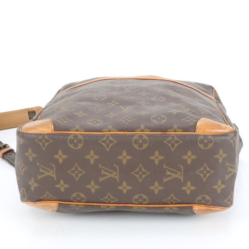 Louis Vuitton Monogram Danube GM M45262 Leather Shoulder Bag Crossbody Messenger