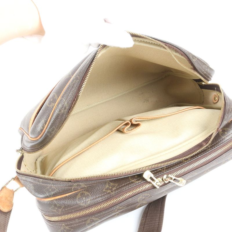 Louis Vuitton Monogram Reporter GM M45252 Leather Shoulder Bag Crossbody