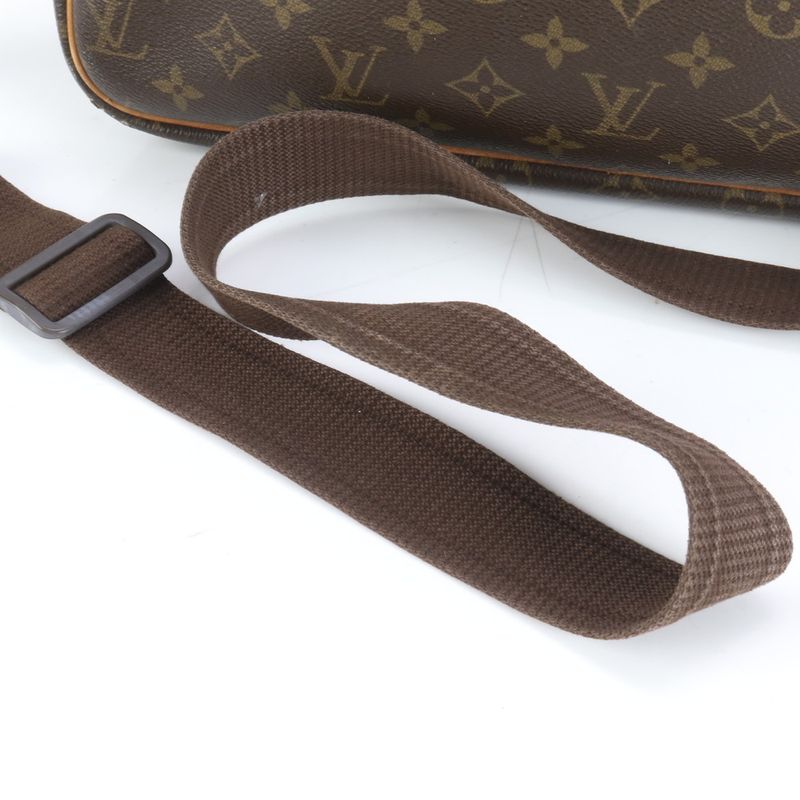 Louis Vuitton Monogram Reporter GM M45252 Leather Shoulder Bag Crossbody