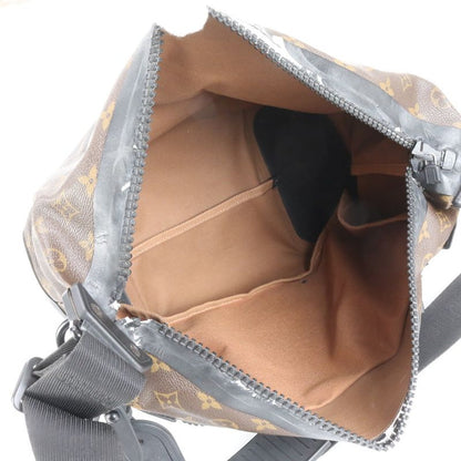 Louis Vuitton Monogram Waterproof M40399 Leather Shoulder Bag Crossbody