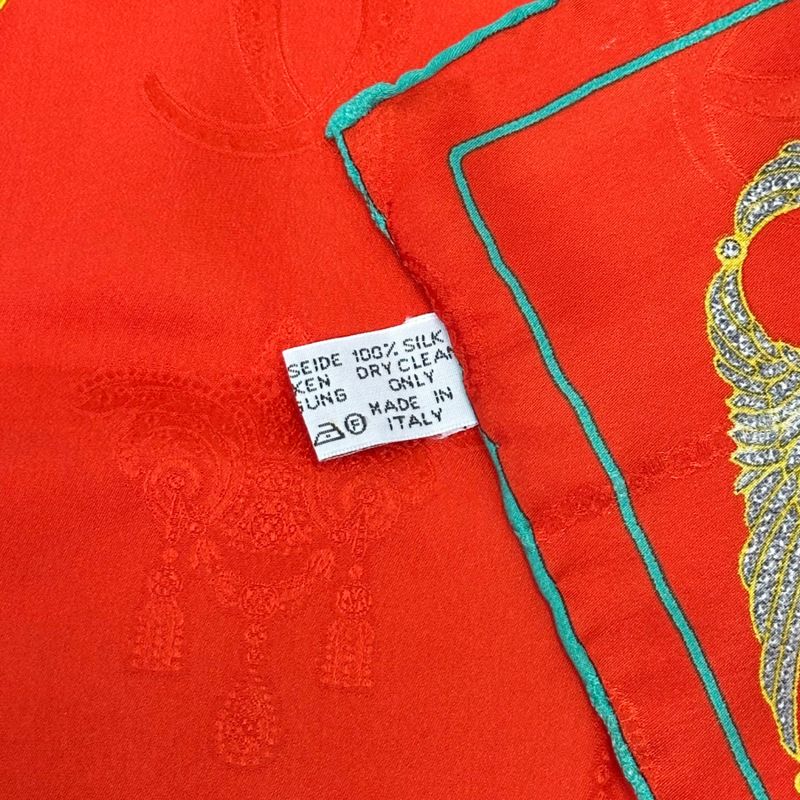 Cartier Scarf Jewelry Jeweled 100% Silk Red with Box