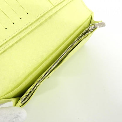 Louis Vuitton Taiga Llama Portefeuille Brazza M14131 Wallet