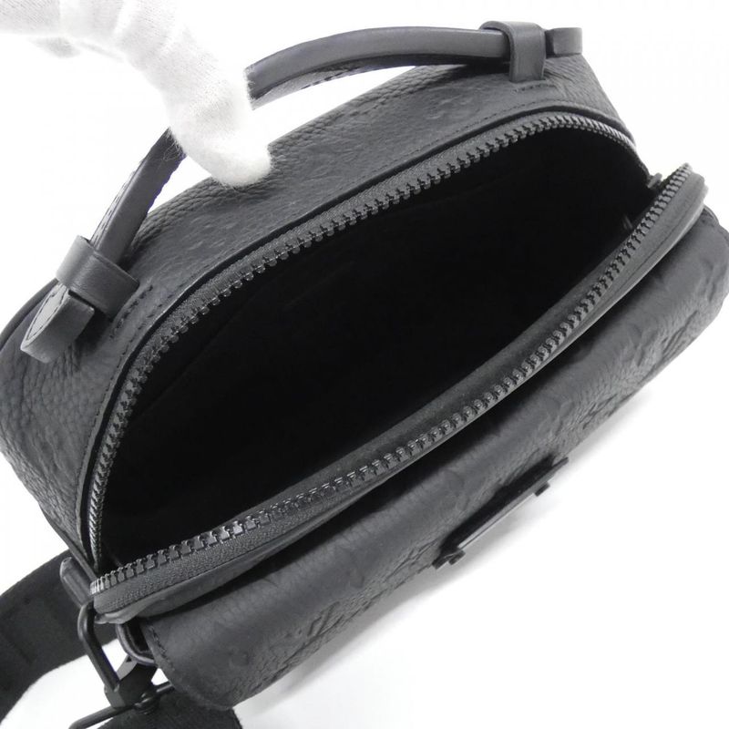 Louis Vuitton Taurillon Monogram S Lock S Ring Bag M58487 Shoulder Bag