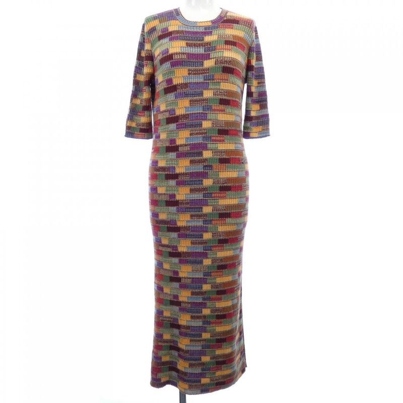 Chanel P59223k07752 Dress