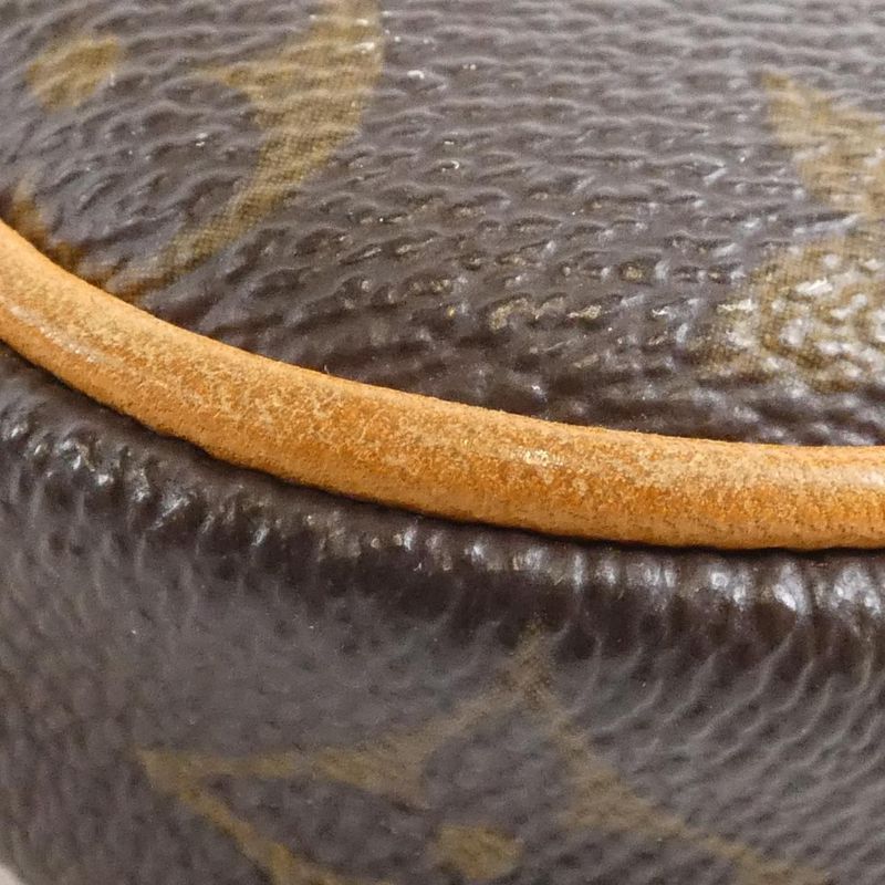 Louis Vuitton Monogram Pochette Cancun M60018 Shoulder Bag