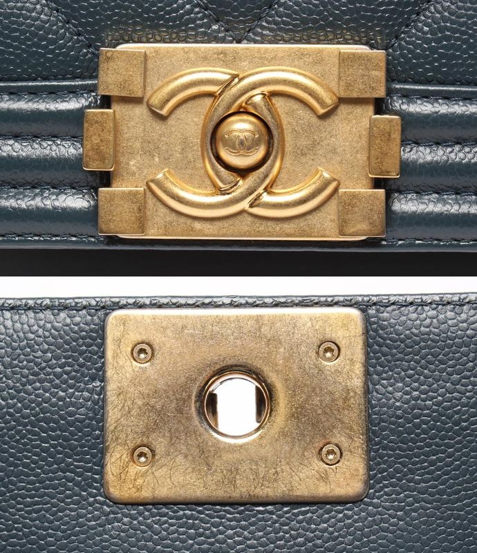 Chanel Chain Shoulder Bag Boy Chanel 25 Gold Hardware V Stitching Caviar Skin