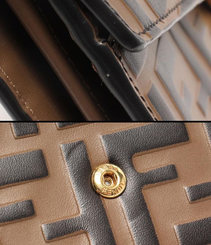 Fendi Long Wallet Women's Fendi