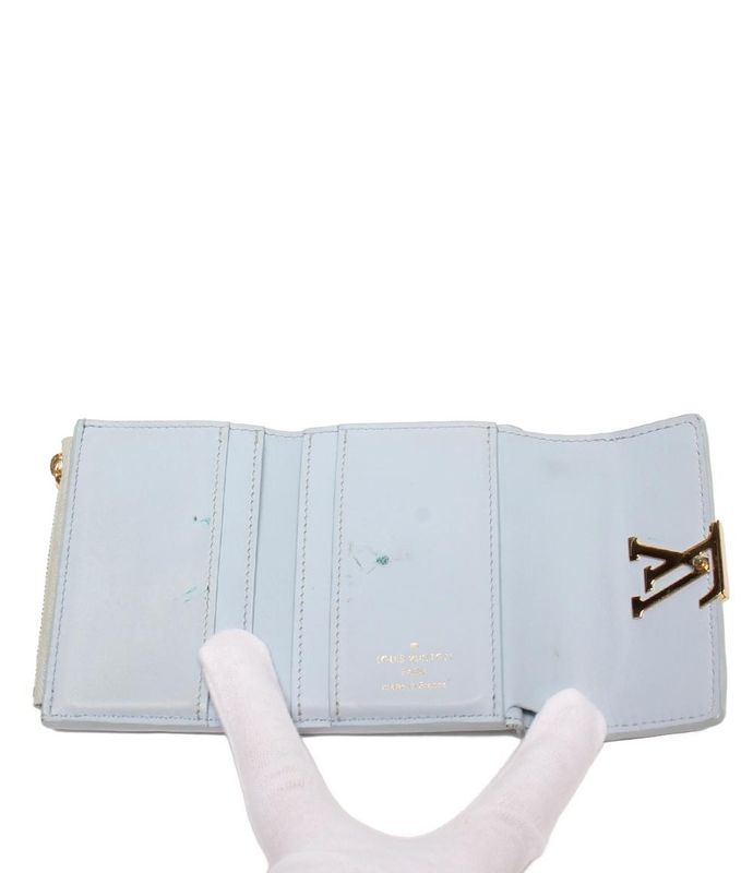 Louis Vuitton Trifold Wallet Portefeuille Capucines M69061 Ladies Louis Vuitton
