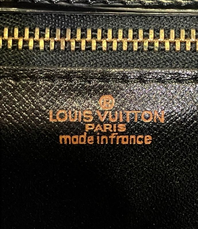 Epi Louis Vuitton Clutch Bag Second Bag Pochette Serie Dragonne M52612 Mens