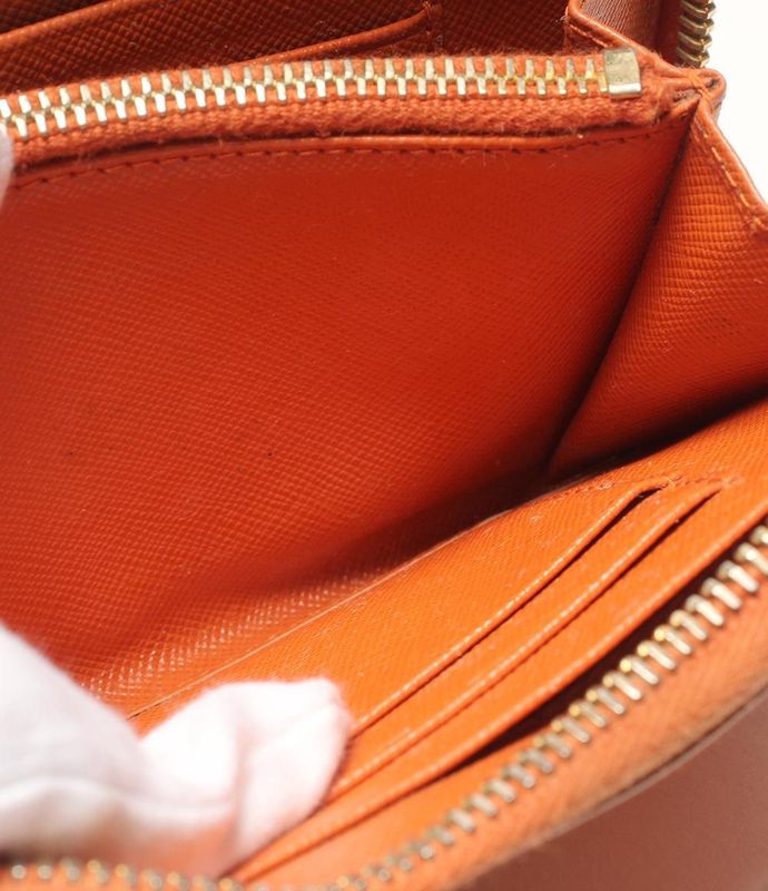 Prada Round Zipper Wallet Women's Prada