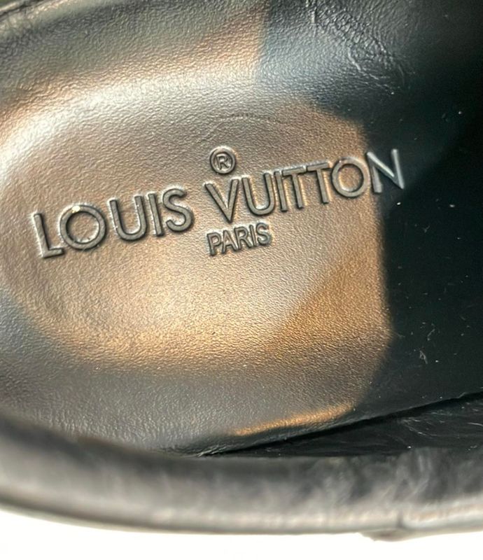 Louis Vuitton Low Cut Sneakers Damier Men's SIZE 8 1/2 (L) Louis Vuitton