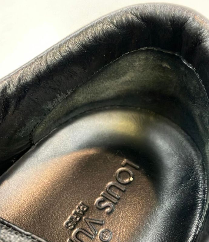 Louis Vuitton Low Cut Sneakers Damier Men's SIZE 8 1/2 (L) Louis Vuitton