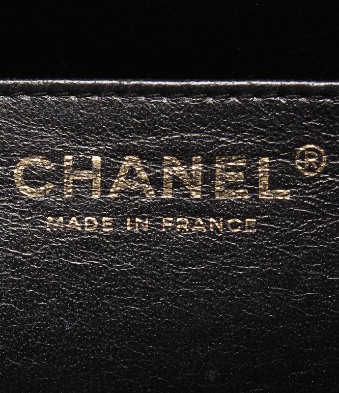 Chanel Shoulder Bag Caviar Skin Gold Hardware W Chain Matelasse Single Flap 30