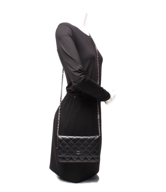 Chanel Chain Shoulder Wallet Silver Hardware Caviar Skin Ladies Chanel