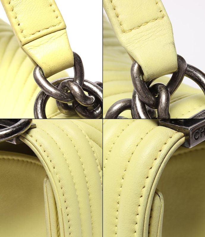 Chanel Chain Shoulder Bag Shoulder Crossbody Vintage Silver Hardware V Stitching