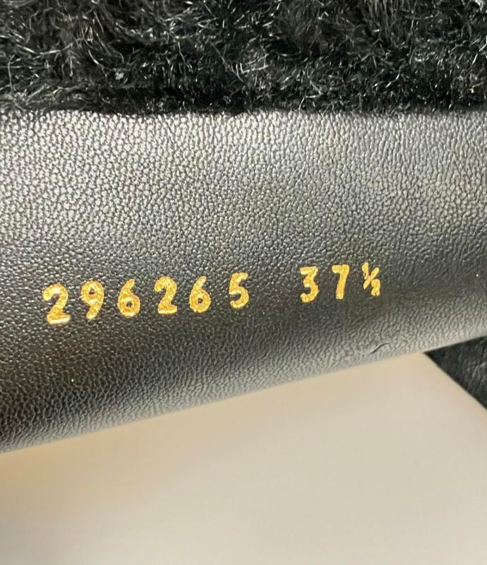 Gucci Long Boots Women's SIZE 37 1/2 (L) Gucci