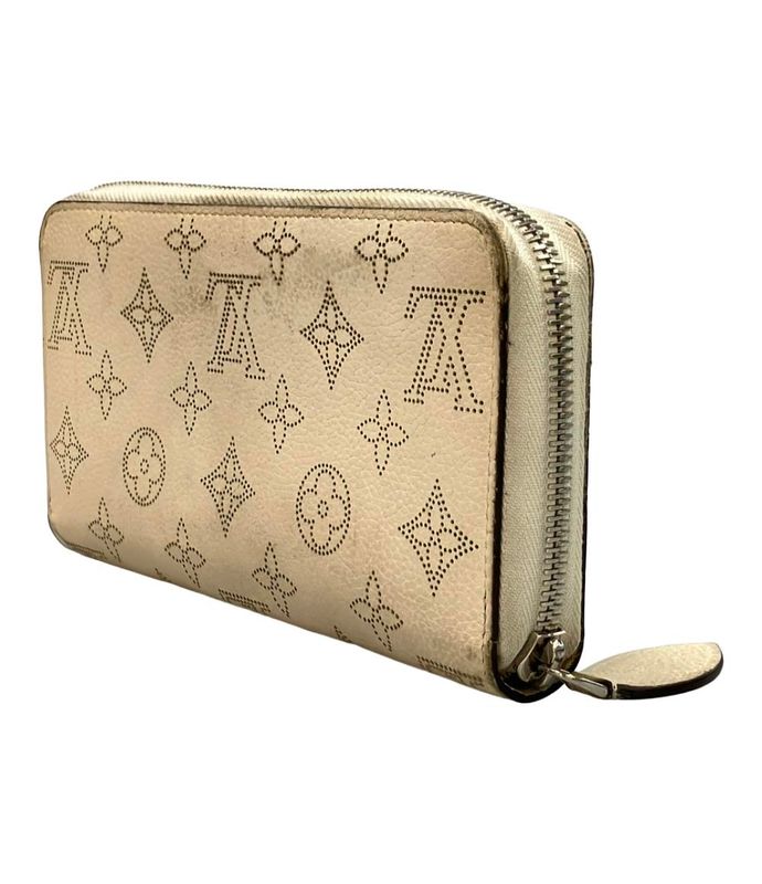 Louis Vuitton Round Zipper Long Wallet Mahina Zippy Wallet M58878 Men's Women's