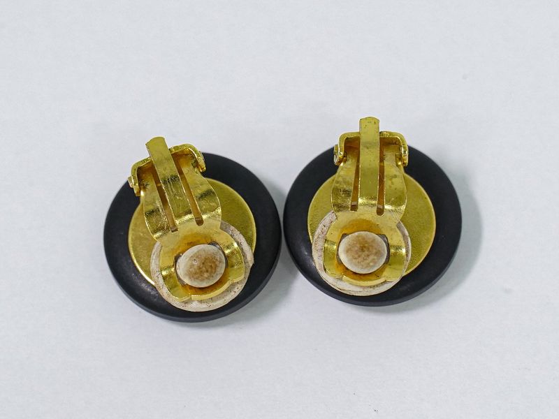 Authentic Chanel Coco Mark Earrings Plastic GP Gold Plated White Black Accessori