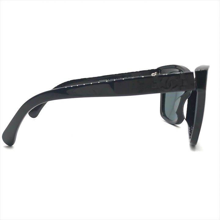 Chanel CC Logo Sunglasses Eyewear Black Case