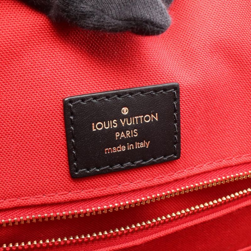 Louis Vuitton Shoulder Bag on the Go GM Monogram Giant Monogram Reverse M45320