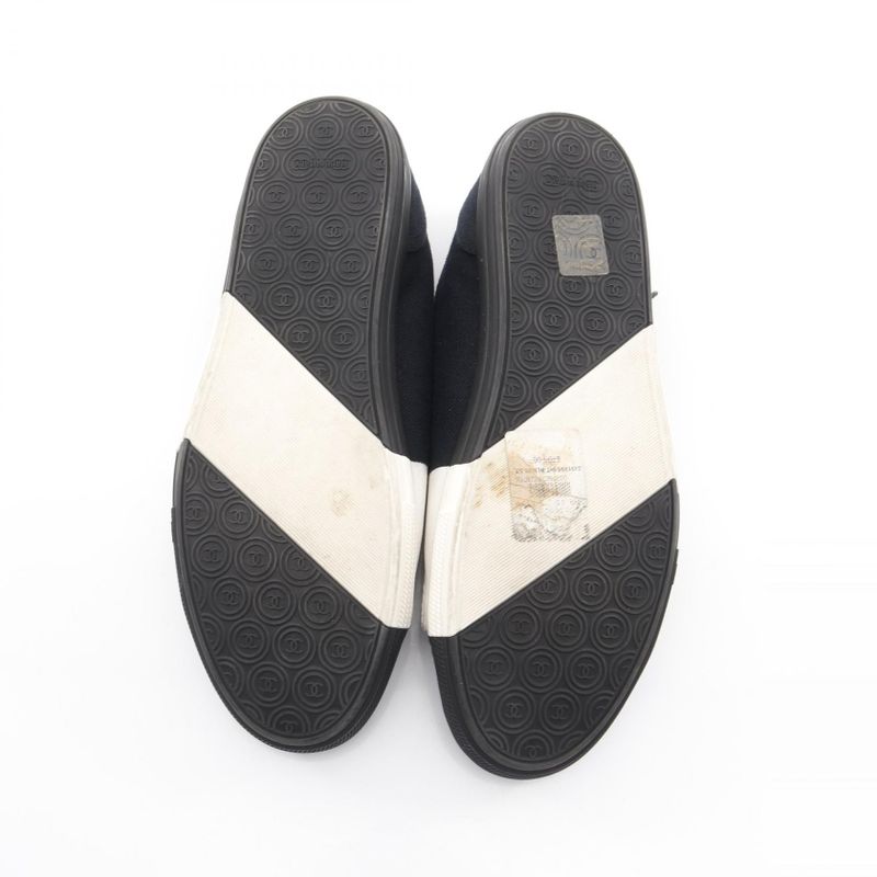 Chanel Sneakers Coco Mark Canvas Sneakers Women Used a