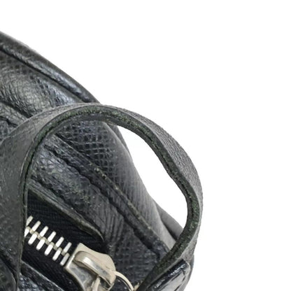 Louis Vuitton Second Bag Taiga Trousse Ivan M32492 04bs064