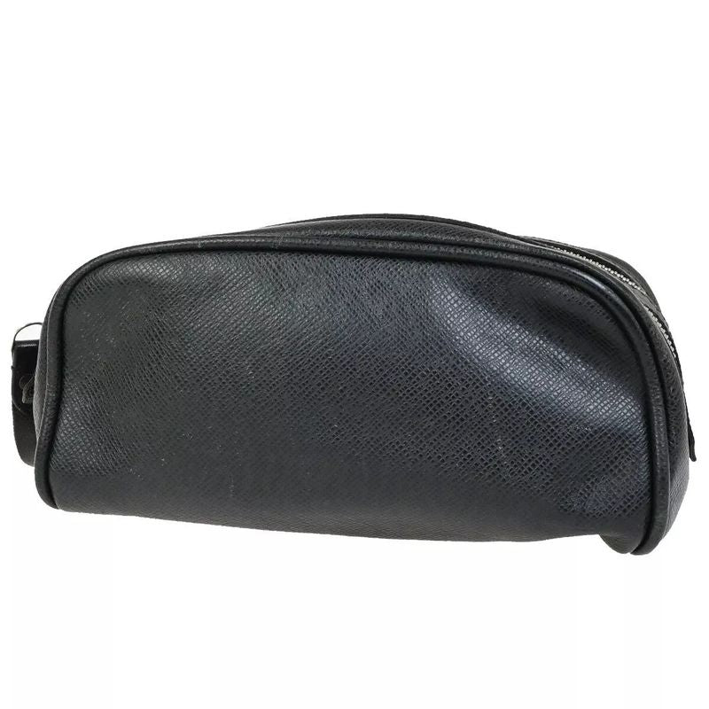 Louis Vuitton Second Bag Taiga Trousse Ivan M32492 04bs064