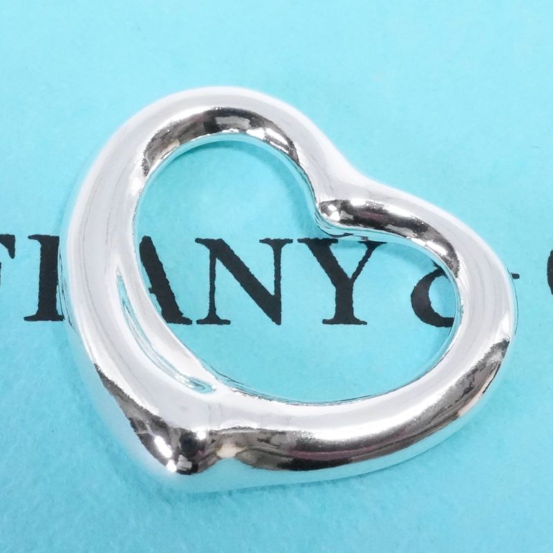 2.2mm (0.09in) Tiffany & Co Open Heart Pendant Top 25-1804