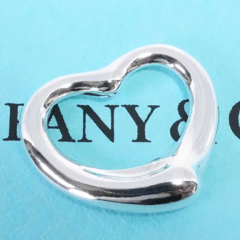 2.2mm (0.09in) Tiffany & Co Open Heart Pendant Top 25-1804
