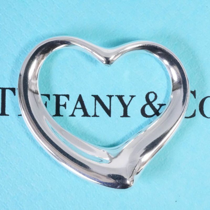 2.2mm (0.09in) Tiffany & Co Open Heart Pendant Top 25-1804