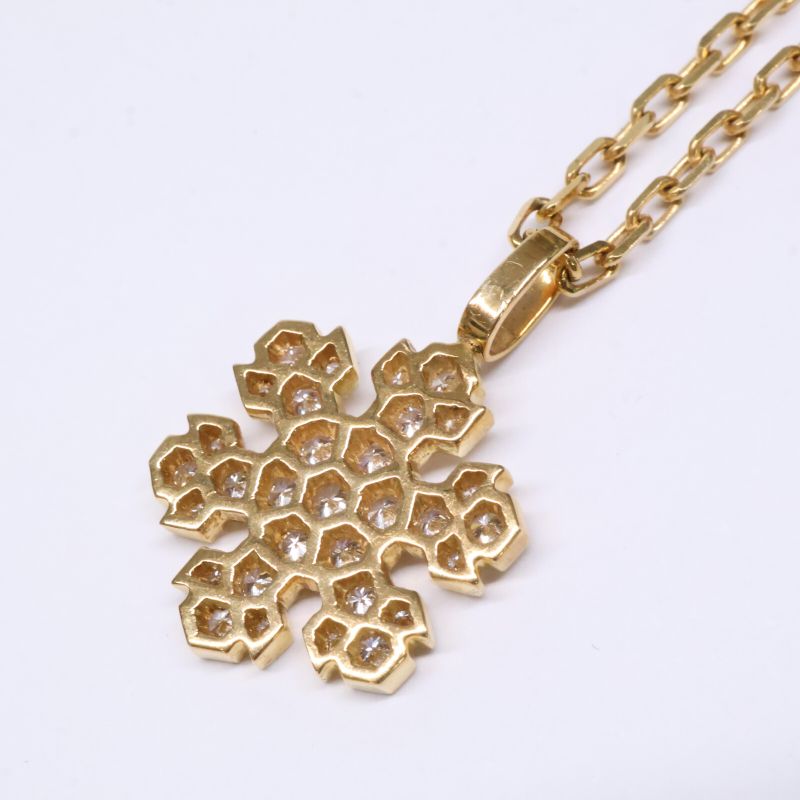 Bvlgari Bulgari 750yg Snowflake Diamond