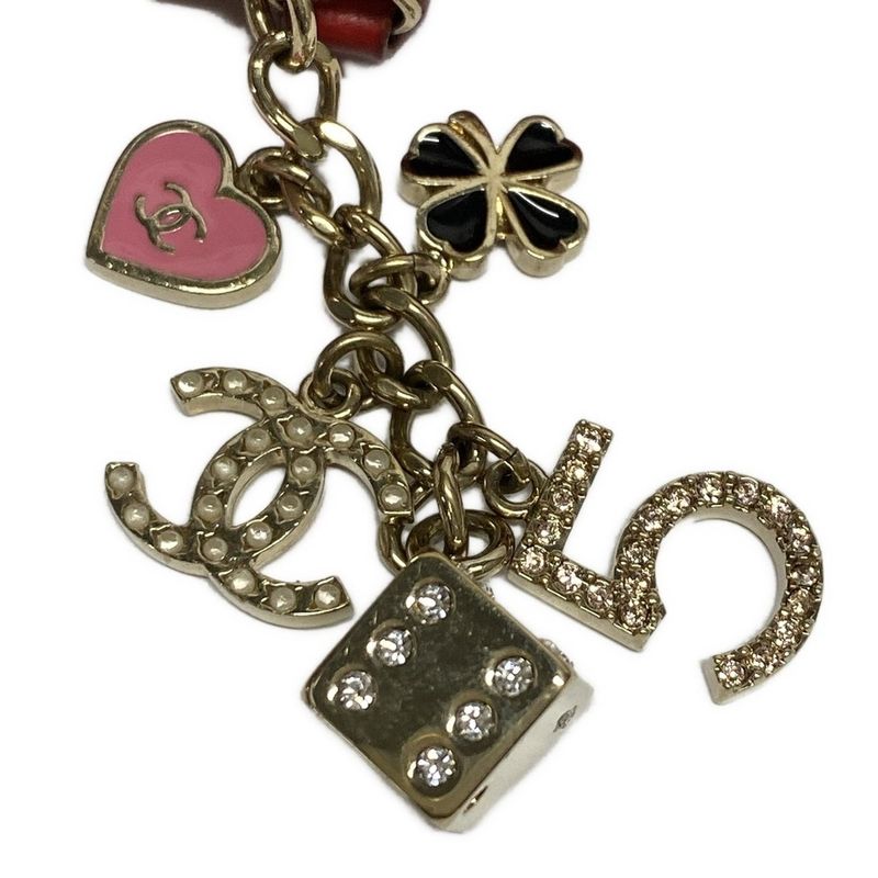 Chanel Clutch Bag Matelasse Red Gold Hardware / Casino Lucky Charm Lambskin