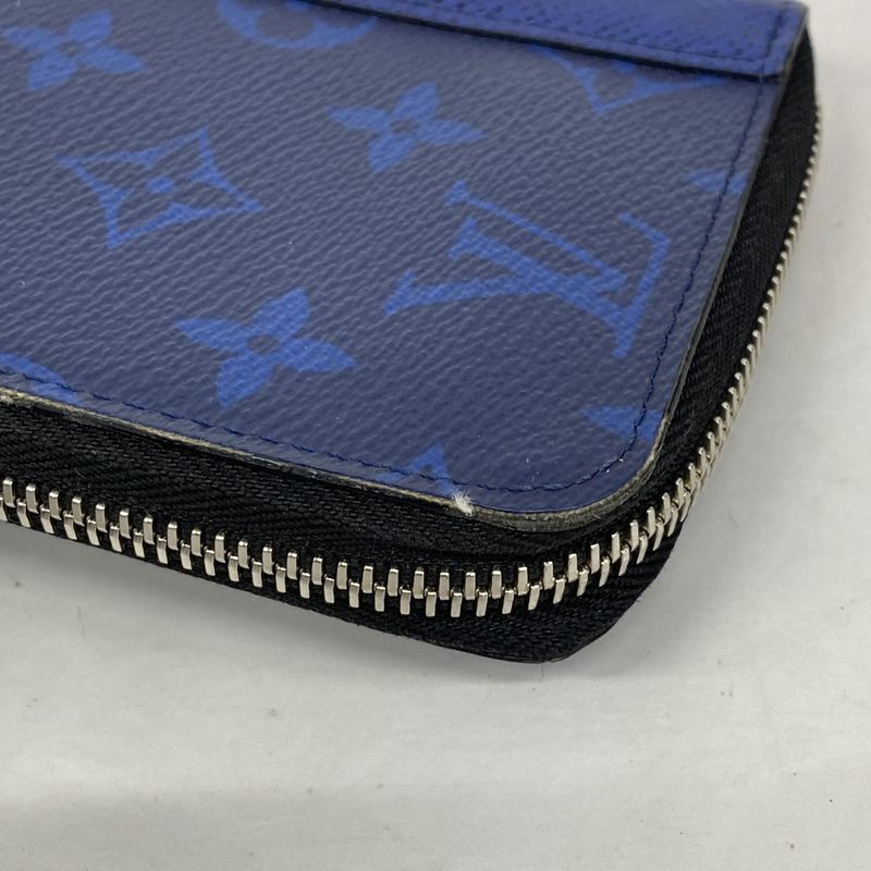 Louis Vuitton Long Wallet Taiga Llama Zippy Wallet Vertical M30447 Cobalt Men's