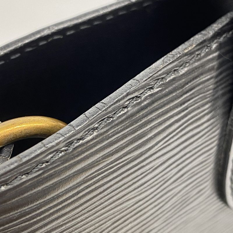 Louis Vuitton Epi Cluny Shoulder Bag M52252 Noir Black Women