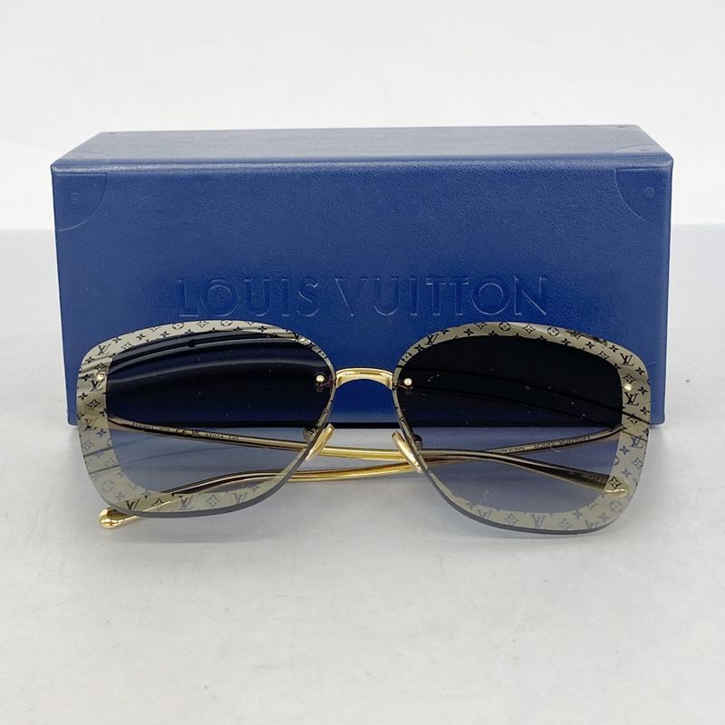 Louis Vuitton Sunglasses Monogram Sunglasses LV Halo Square Z1930u Blue Men