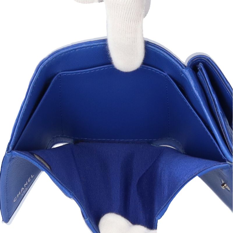 Chanel Matelasse Trifold Wallet Lambskin Ladies Chanel Preowned