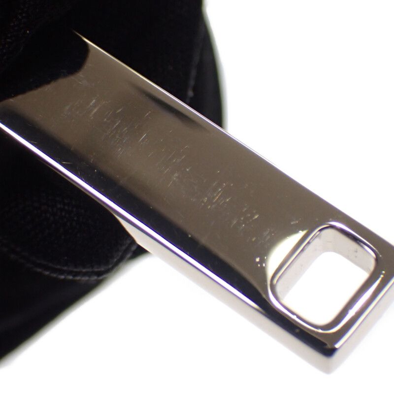 Gucci Logo Zip 835073aae1w1000 Card Case Coin Case Calfskin Black Silver