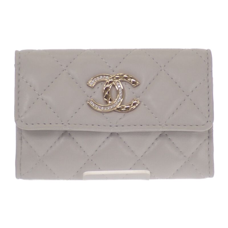 Chanel Flap Ap4342 Card Case Lambskin Light Gray Quilted Crystal Gold Hardware