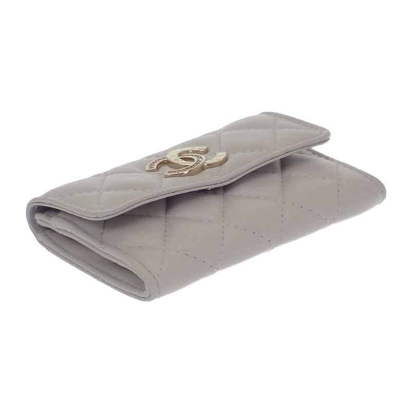 Chanel Flap Ap4342 Card Case Lambskin Light Gray Quilted Crystal Gold Hardware