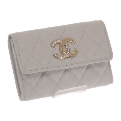 Chanel Flap Ap4342 Card Case Lambskin Light Gray Quilted Crystal Gold Hardware