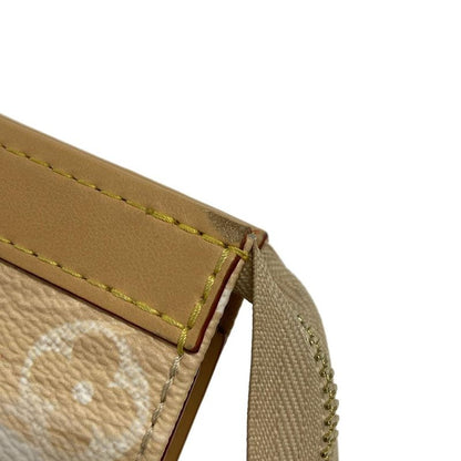Louis Vuitton Clutch Bag Surf Monogram Beautiful Pochette Voyage M83465 Sand