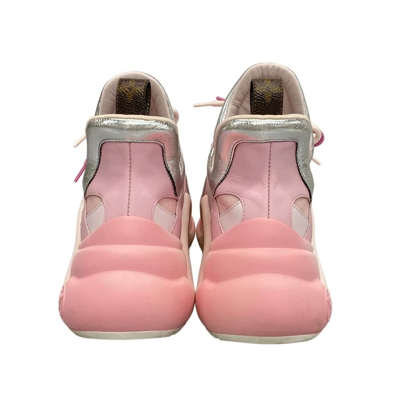 Louis Vuitton Sneakers 38 1/2 Women - Light Pink And Pink Leather