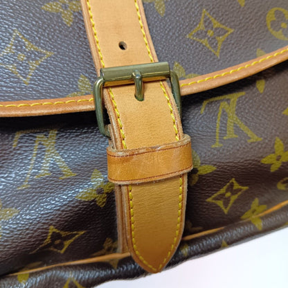 Louis Vuitton Monogram Saumur 35 Shoulder Bag M42254 Brown