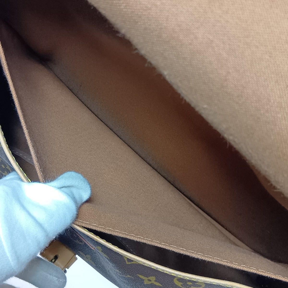 Louis Vuitton Monogram Saumur 35 Shoulder Bag M42254 Brown