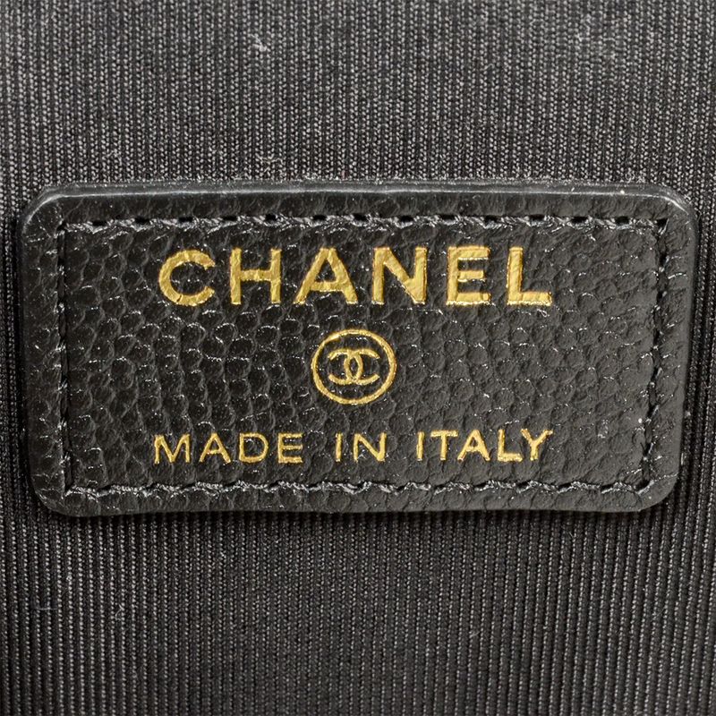 Chanel Vanity Mini Chain Pouch Caviar Skin Black 8-digit 31st Coco Pearl