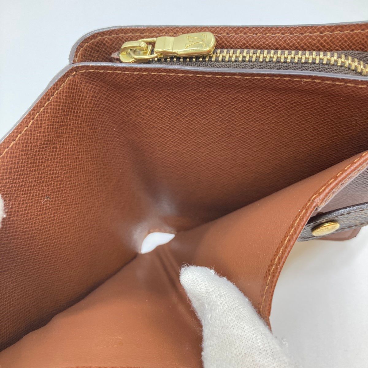 Louis Vuitton Monogram Compact Zip Bifold Wallet Wallet M61667 Brown