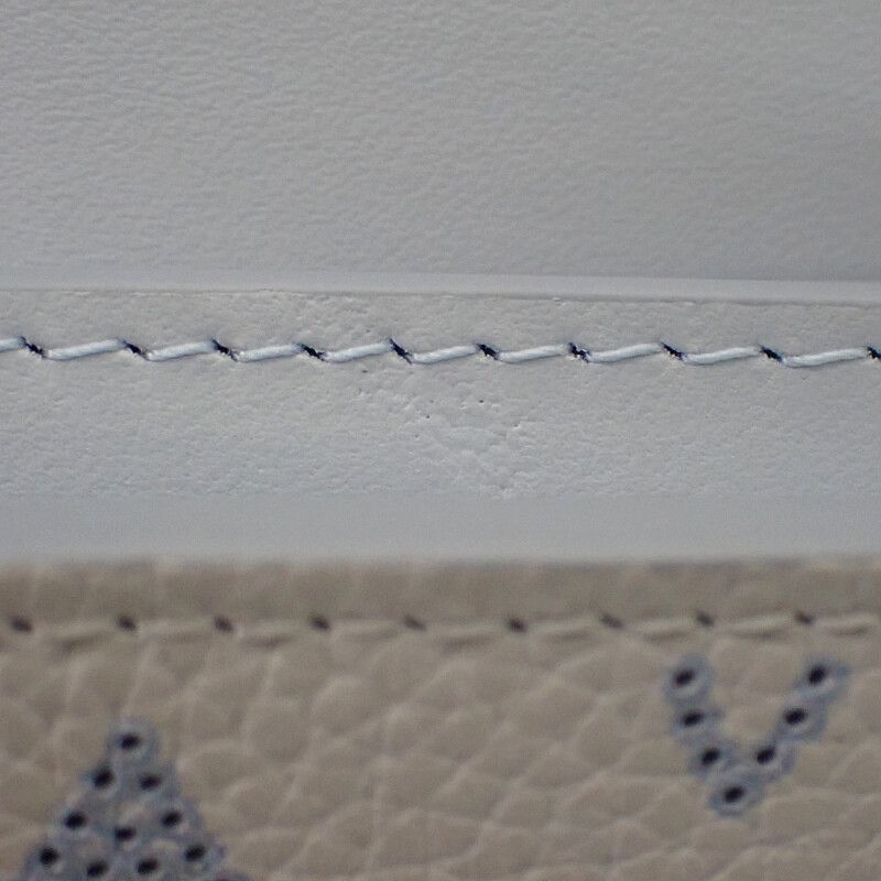 Louis Vuitton Portefeuille Iris Compact M11802 Bifold Wallet Monogram Mahina