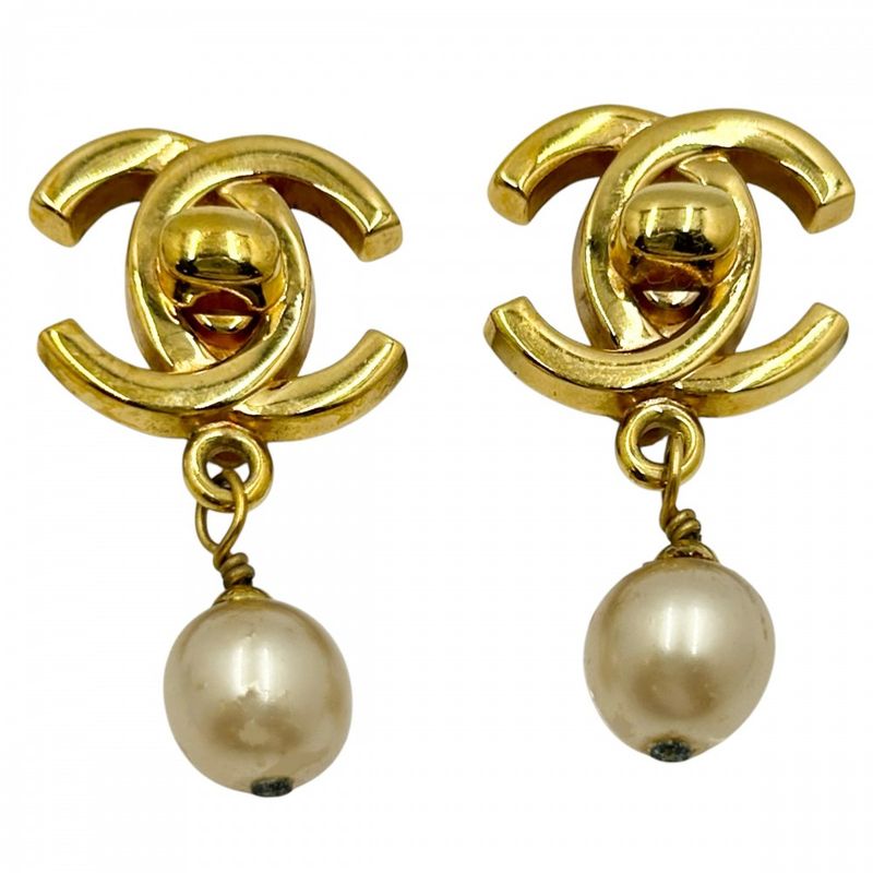 Chanel Earring Ladies Coco Mark Accessories Swing Coco Gold Turnlock Design