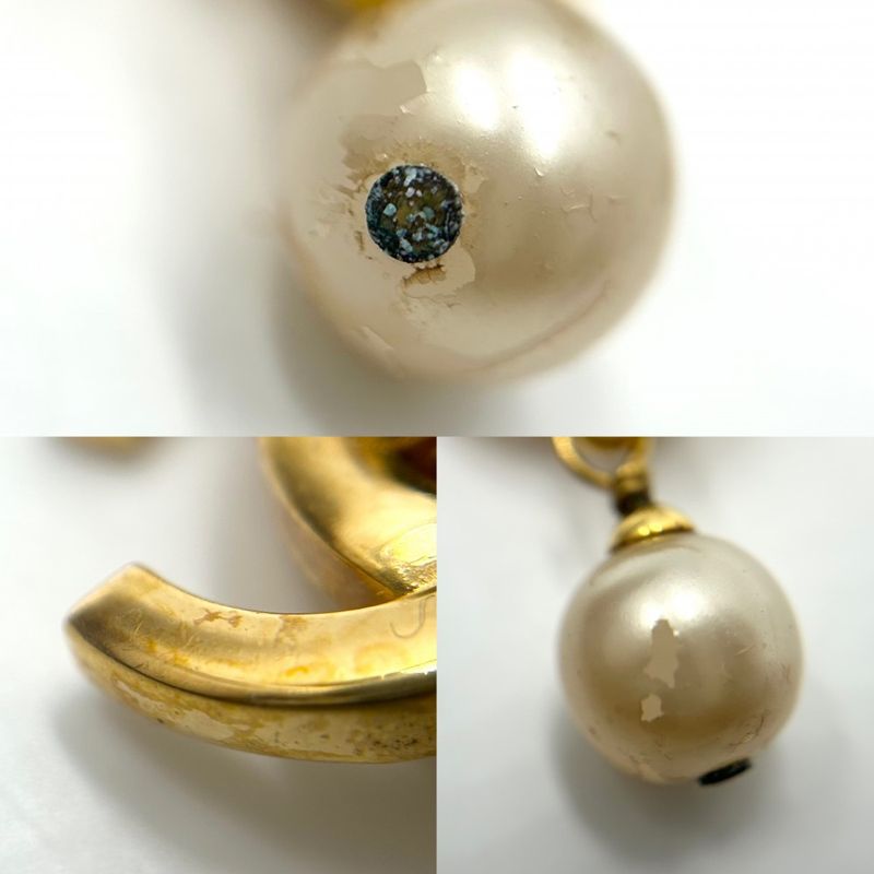 Chanel Earring Ladies Coco Mark Accessories Swing Coco Gold Turnlock Design