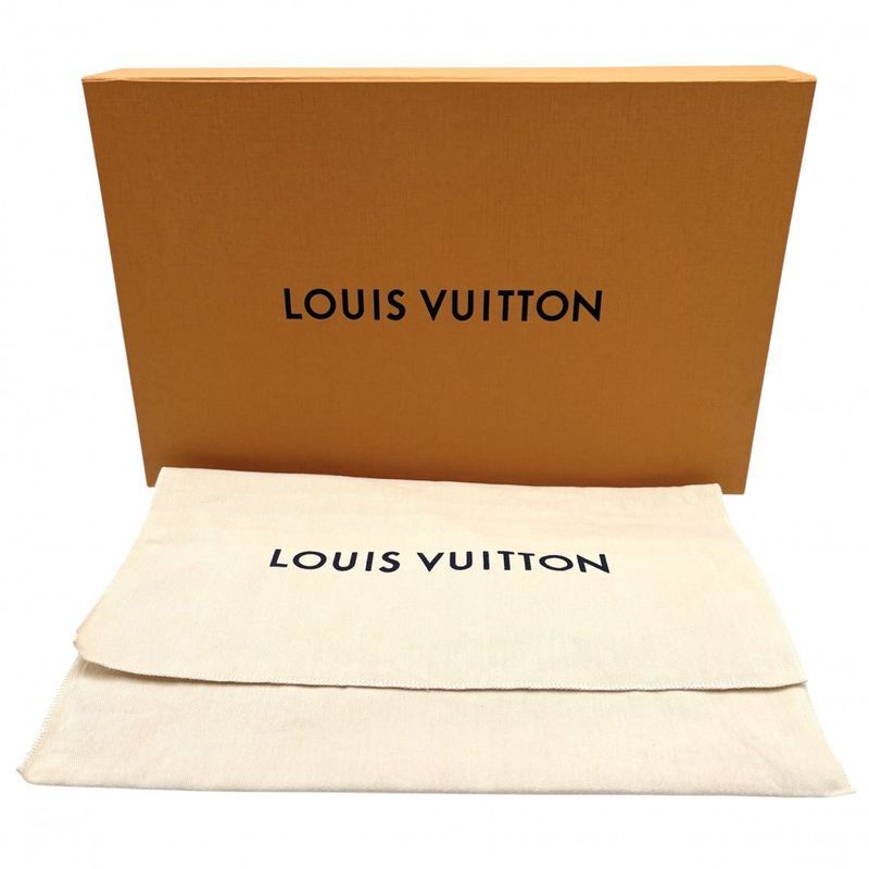 Louis Vuitton Clutch Bag Men's Monogram Shadow Pochette Togo Second Bag Pouch